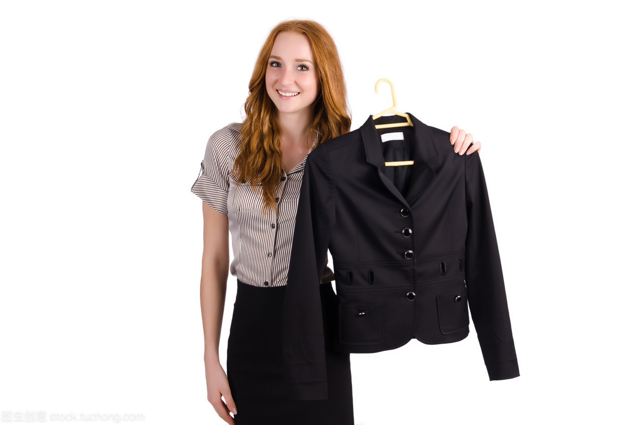 時(shí)尚迷思 消費(fèi)主義陰影下的現(xiàn)代購(gòu)物困境